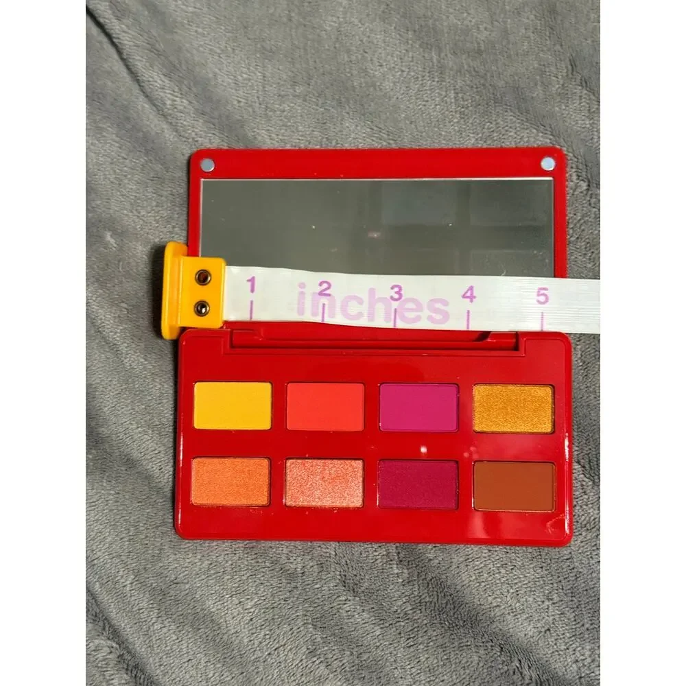 NEW Caliente Artist Couture‎ 8-Shade Eyeshadow and Pressed Pigment Palette 75g